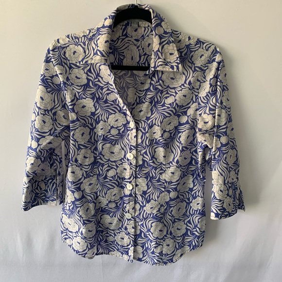 Foxcroft Tops - 3/$20 Foxcroft Wrinke Free Fitted 8P Blouse